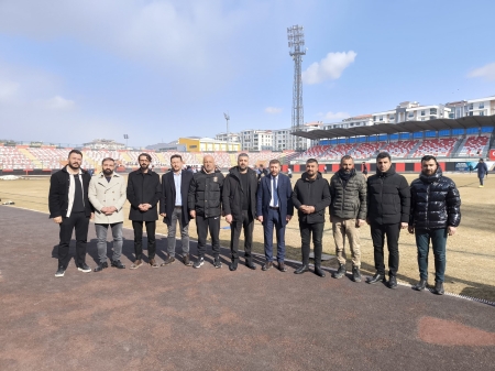Baro Başkanımız Av. Sinan Özaraz ve Yönetim Kurulu Üyelerimiz, Vanspor FK yönetimi ve Gölkentliler’e dayanışma ziyareti gerçekleştirdi.