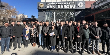 Van Barosu ve Özgürlük İçin Hukukçular Derneği Van Şubesi ile ortaklaşa gerçekleştirdiğimiz basın açıklaması