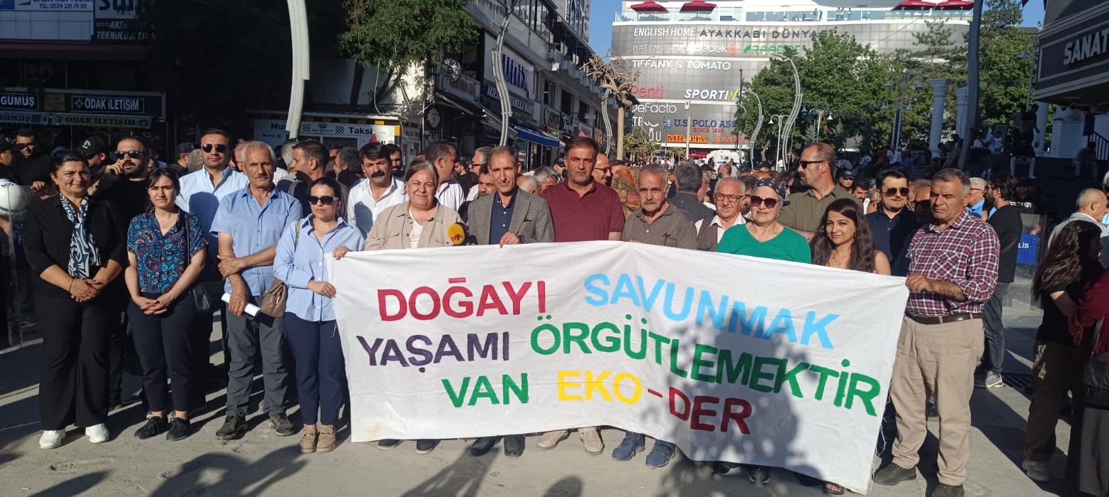 Doğayı savunmak; yaşamı, sağlığı ve geleceğimizi savunmaktır.