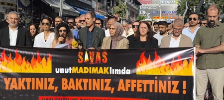 Van Emek ve Demokrasi Platformu tarafından düzenlenen basın açıklaması