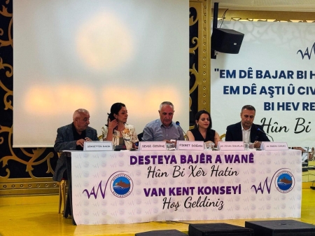 Baromuzun da bileşeni olduğu Kent Konseyi, tüm farklılıklarıyla bir araya geldi.