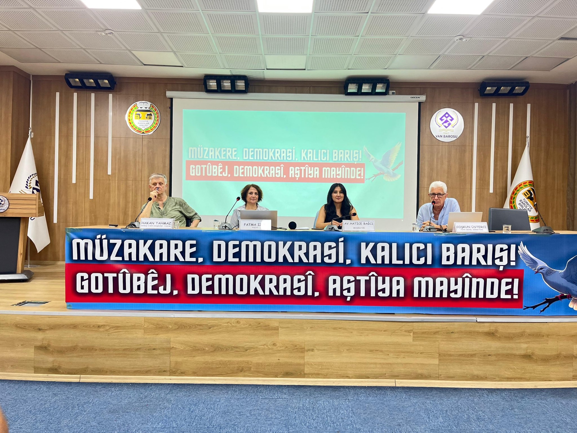 Müzakere, Demokrasi, Kalıcı Barış Başlıklı Panel