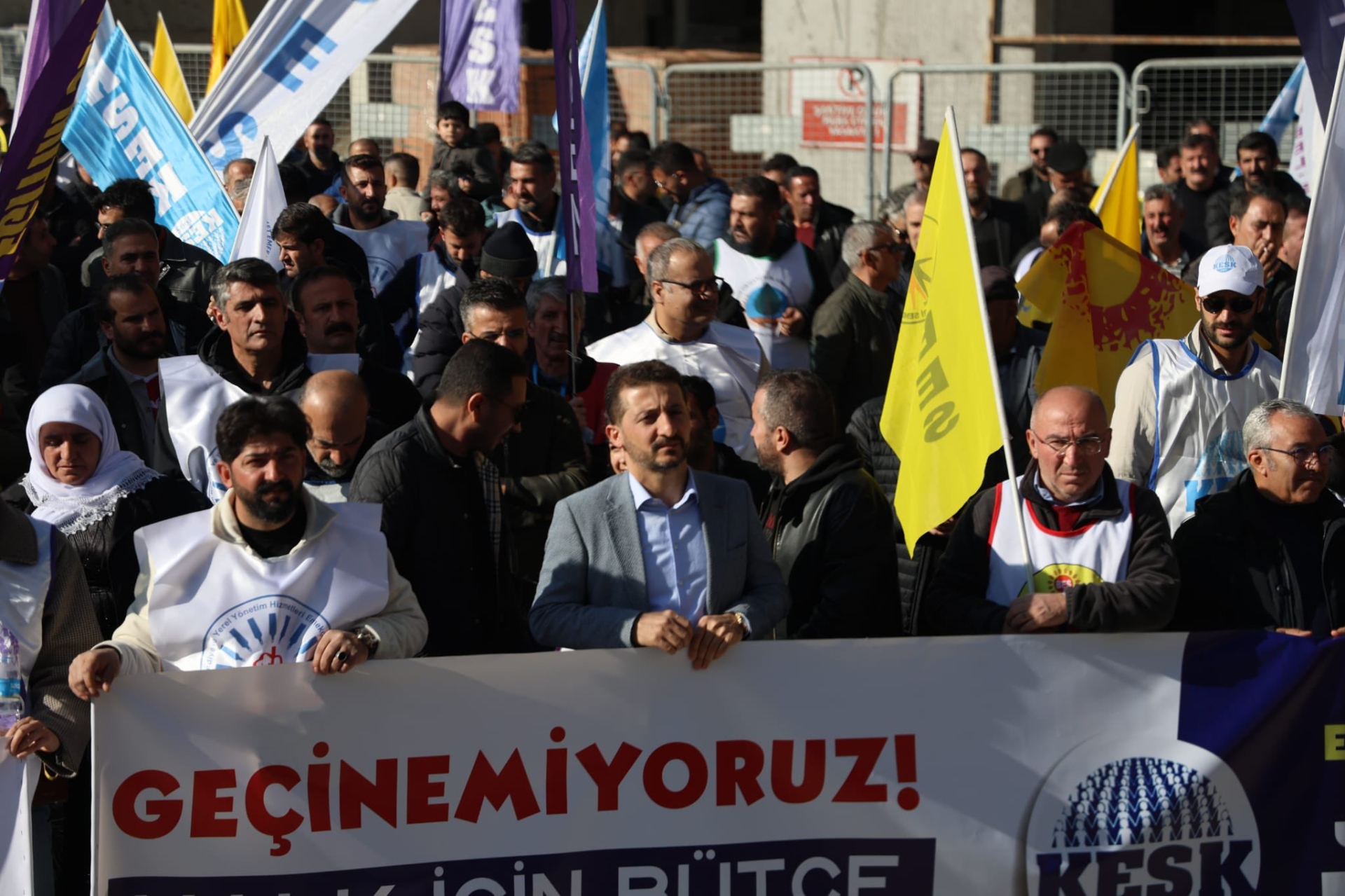 GEÇİNEMİYORUZ, HALK İÇİN BÜTÇE