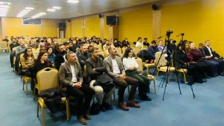 'Sivil Toplumla Çocuk Hakları: Yerel Sorunlar, Yerel Çözümler” Konulu Panel