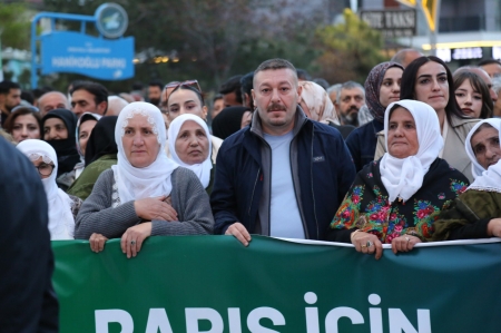 “Barış İçin Adım At” Yürüyüşü